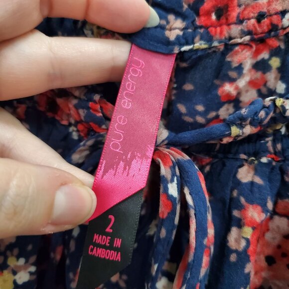 Pure‎ Energy Woman's Y2K Navy Red Floral Keyhole Neck Boho Peasant Top Plus Sz 2 - Picture 4 of 7